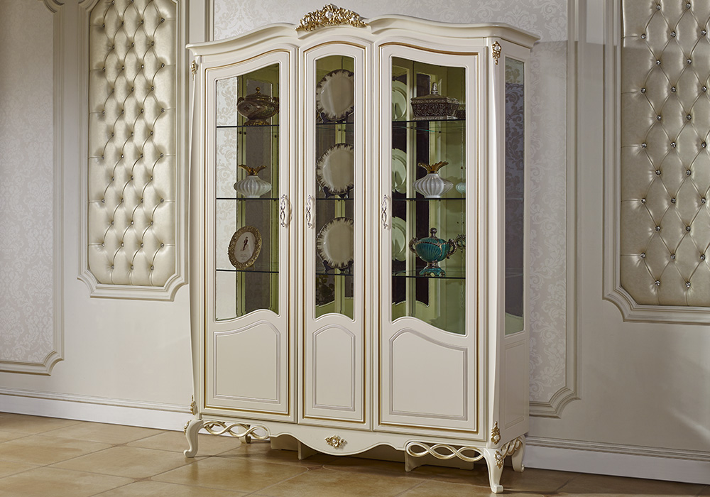 333-Three-door wine cabinet